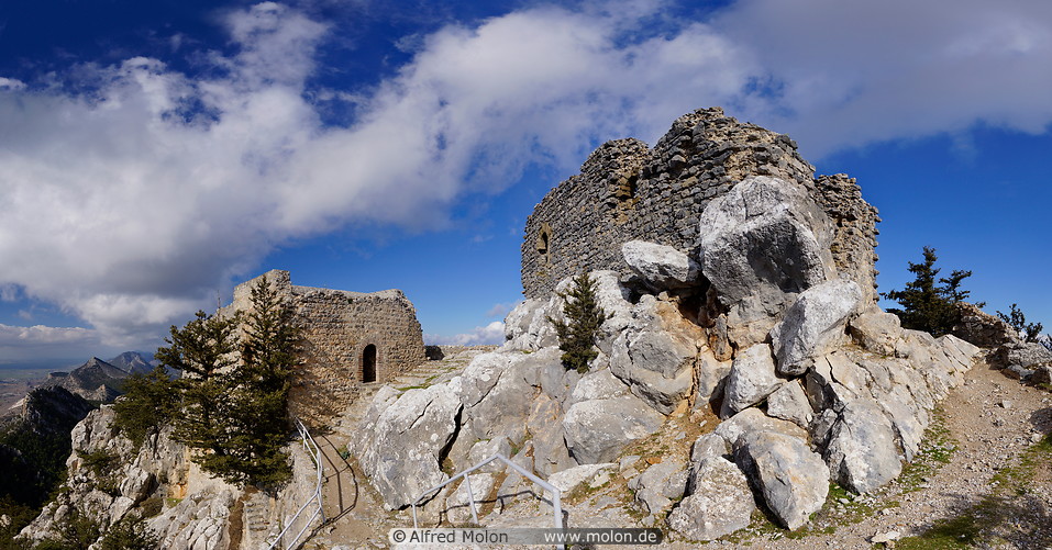 16 Castle ruins