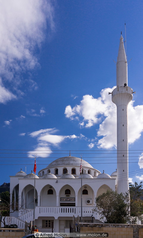 08 Rauf Denktas mosque in Kaplica