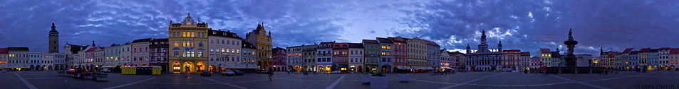 01 Premysl Otakar II square at dusk