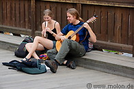 11 Street musicians