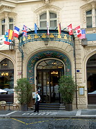 04 Hotel Pariz main entrance