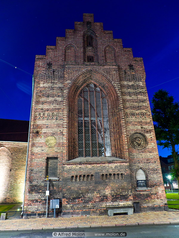 17 St Hans church