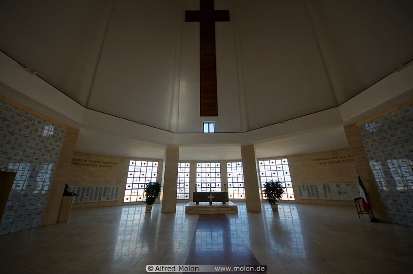 14 Inner hall with altar