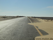 07 Luxor to Kharga oasis desert road