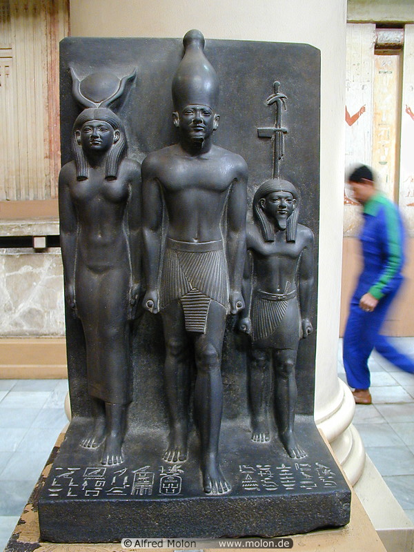 13 Schist triad sculptures of Menkaure
