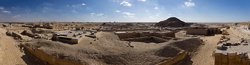 13 Panoramic view of Sakkara site