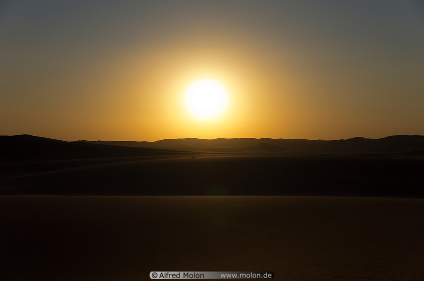 22 Desert sunset