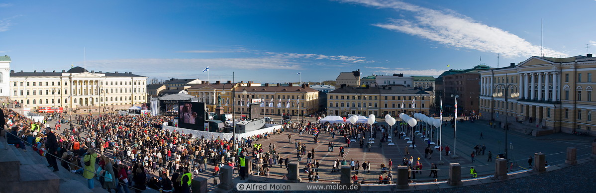 13 Eurovision music festival on Senaatintori square