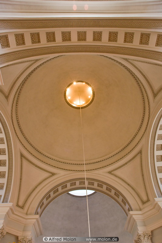 08 Cathedral interior - cupola