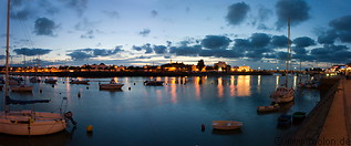 15 Harbour at dusk