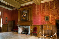 26 Castle room with paintings