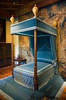 09 Blue canopy bed in Diane de Poitiers bedroom