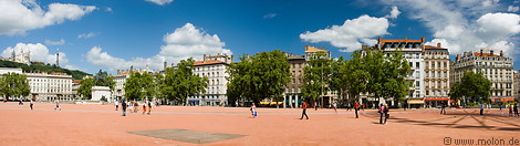 11 Place Bellecour square