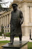 06 Bronze statue of Winston Churchill