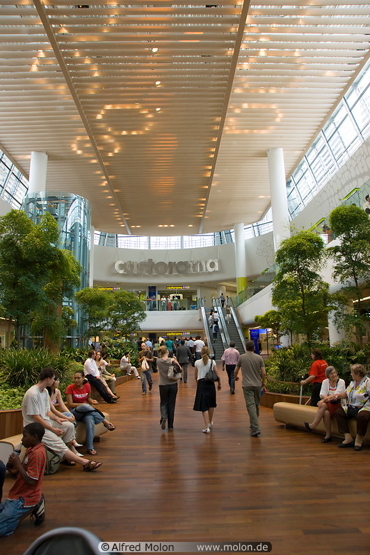 22 Shopping mall interior