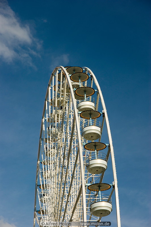 02 Ferris wheel