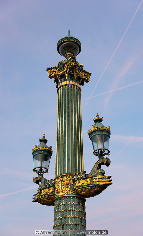 09 Lamppost on Place Concorde