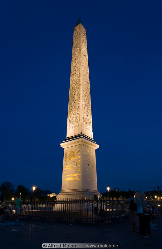 12 Obelisk on Place Concorde at night
