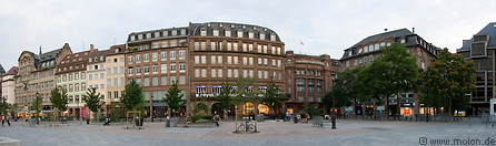 04 Place Kleber square