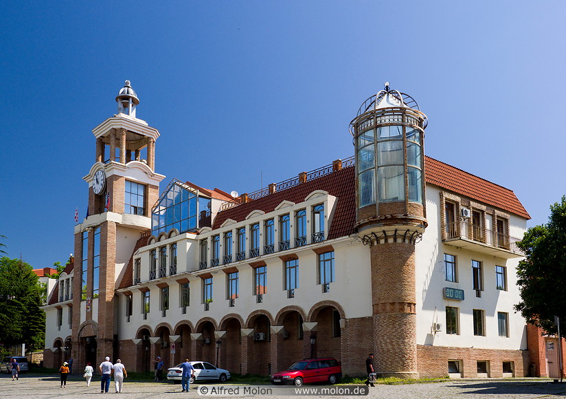 20 Municipality administration building