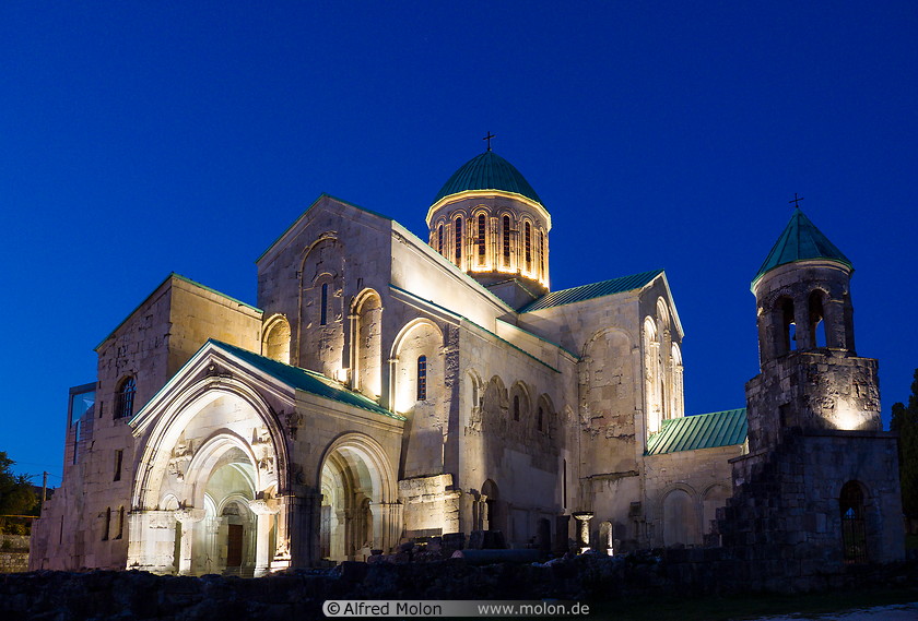09 Bagrati cathedral