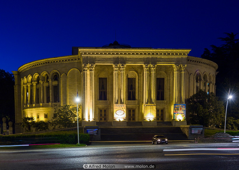 07 Meskhishvili theatre at night