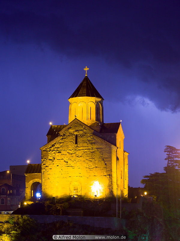 24 Metekhi church of Assumption