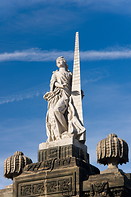 07 Statue on Domplatz