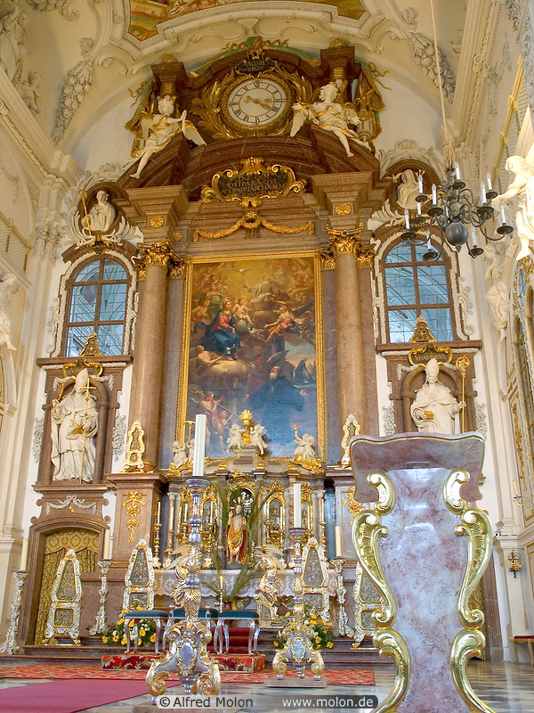06 Altar
