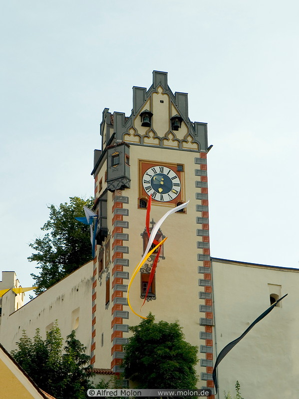 04 Clock tower