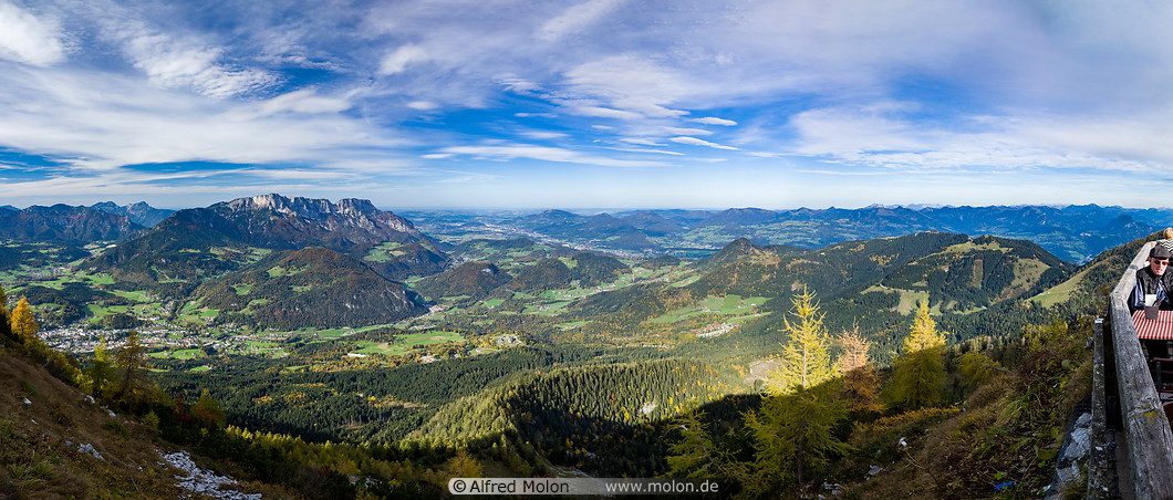 03 Panoramic view over Berchtesgaden valley