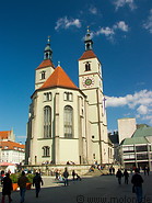 04 Neupfarr church