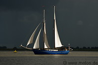 04 Blue sailboat