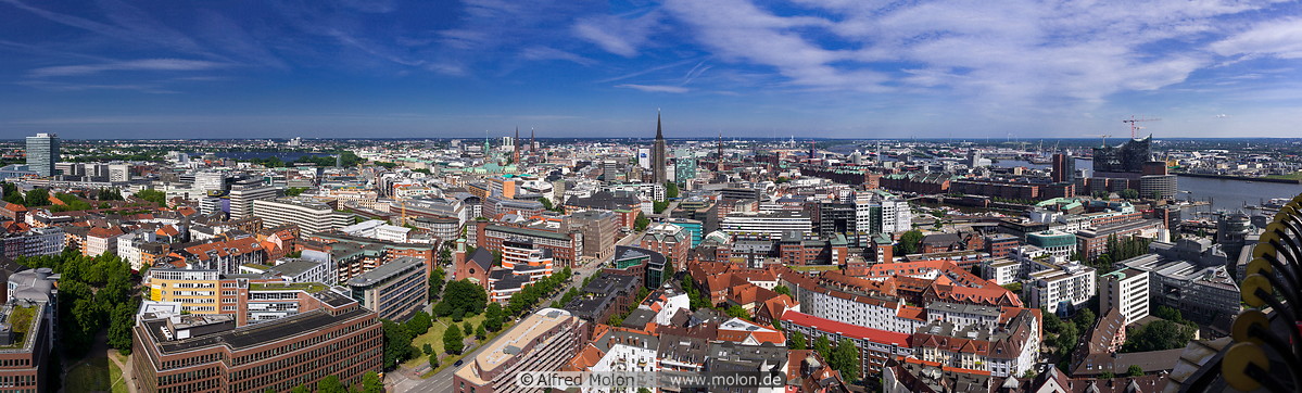 14 Hamburg skyline
