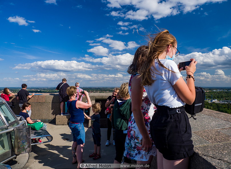 79 Tourists on Battle of Nations monument