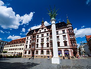 10 Nikolaikirchhof square
