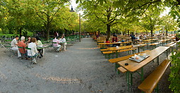 16 Michaelipark beergarden - benches and tables