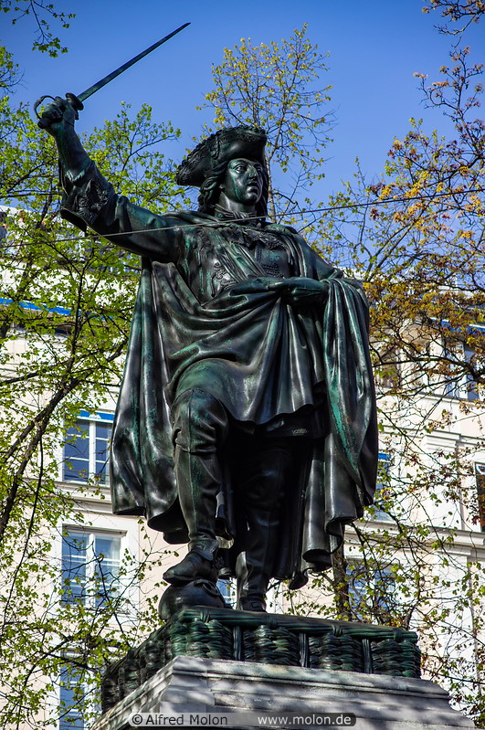 04 Statue of Maximilian elector of Bavaria