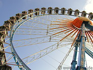 05 Giant ferris wheel