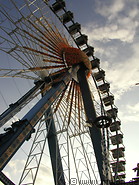 06 Giant ferris wheel
