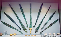 07 Bronze knives and swords