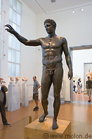 08 Bronze statue of Paris