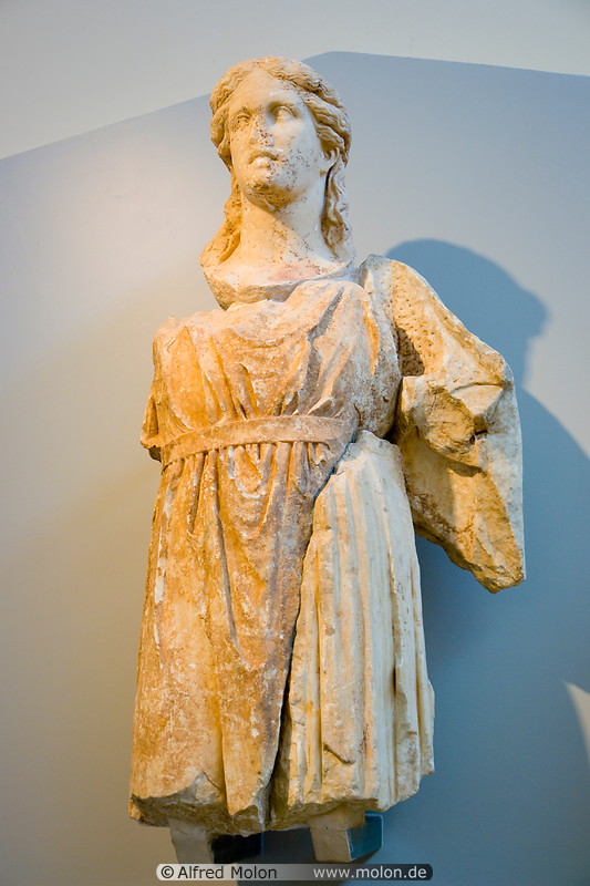 08 Statue of Dionysus