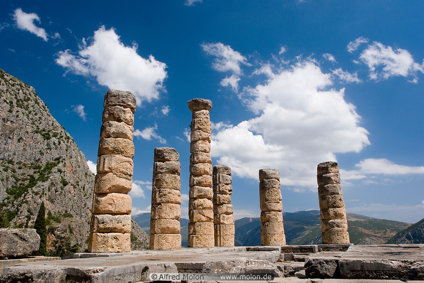 14 Columns in temple of Apollo