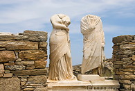18 Statues of Cleopatra and Dioscurides