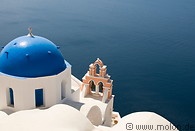 10 Greek Orthodox church in Oia