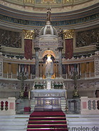 09 St Stephens Basilica - Altar
