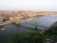 08 Danube river with Szabadsag bridge