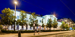 28 Kossuth square at night