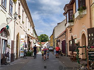 18 Dobo Istvan street and pedestrian area